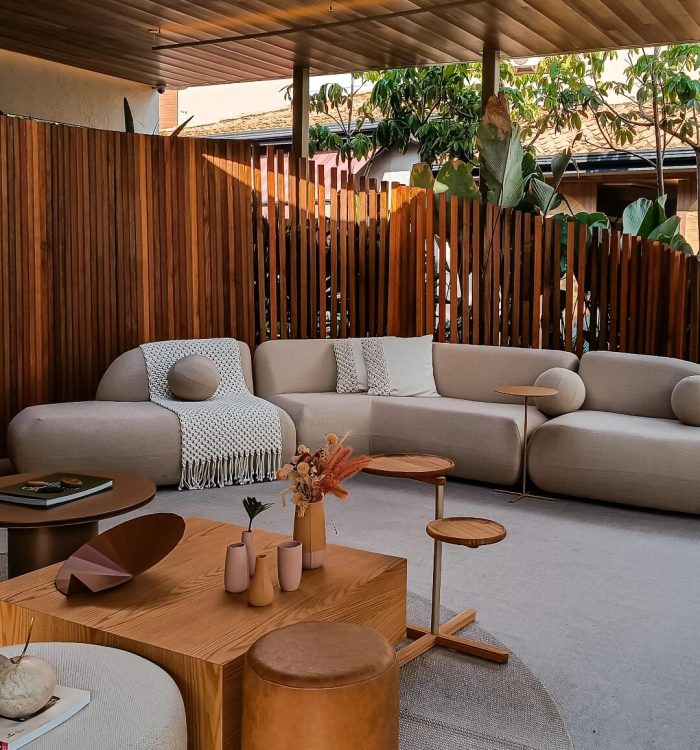 Luxury lounge area setup perfect for a retreat planner to host intimate gatherings